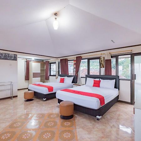 Reddoorz Near Cikole Lembang Hotel ภายนอก รูปภาพ