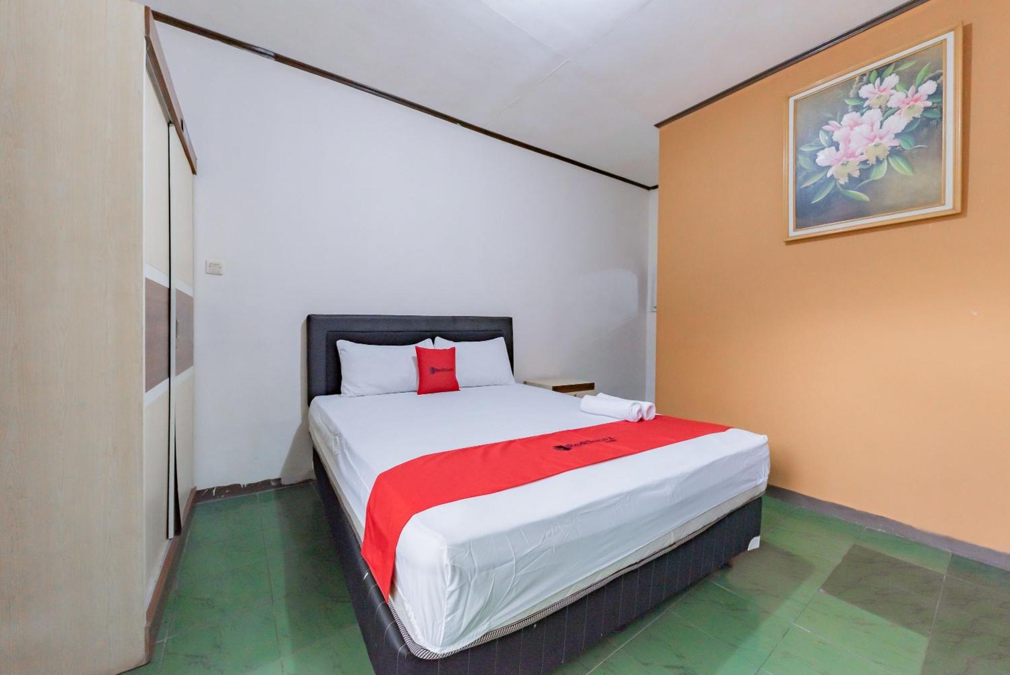 Reddoorz Near Cikole Lembang Hotel ภายนอก รูปภาพ