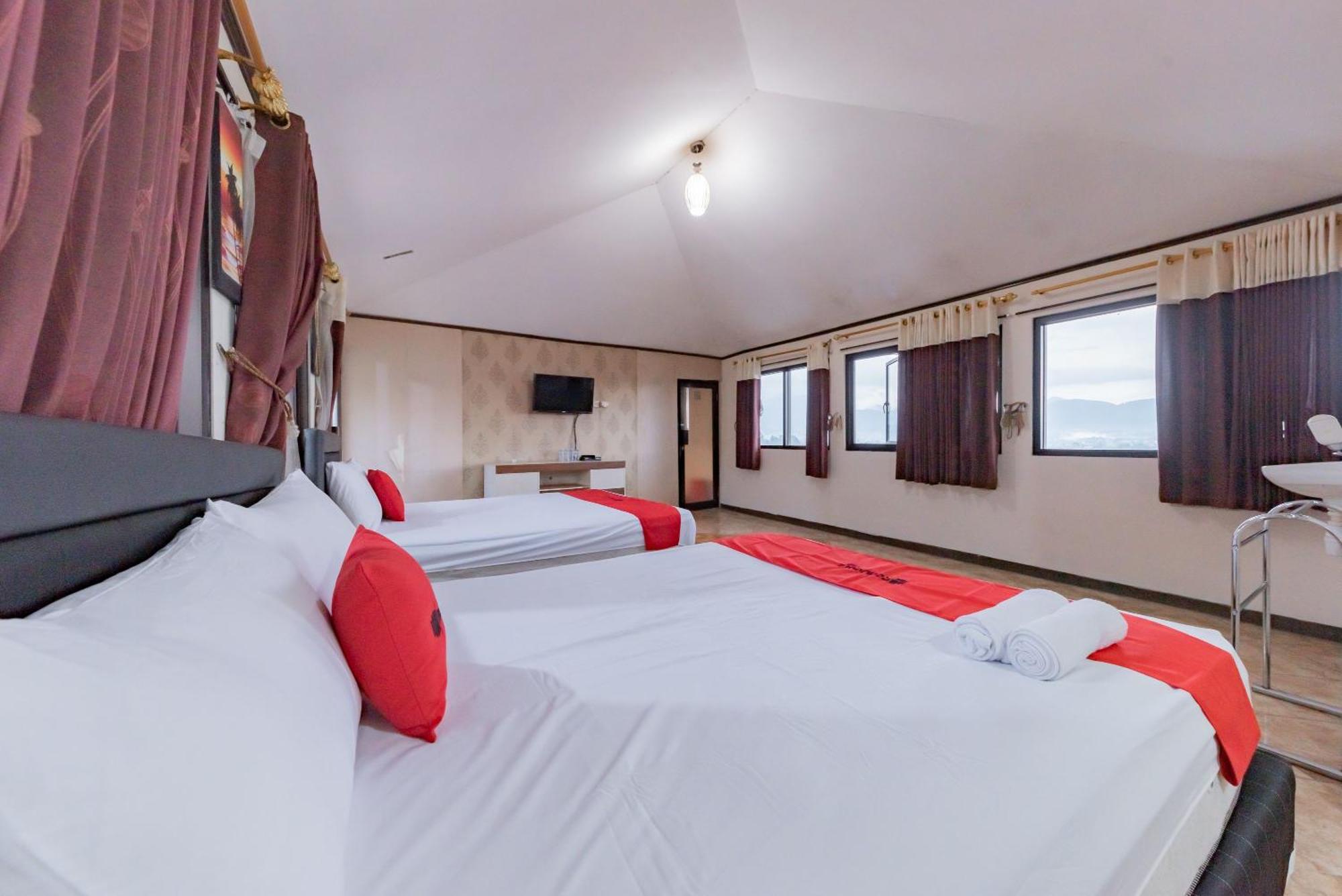 Reddoorz Near Cikole Lembang Hotel ภายนอก รูปภาพ